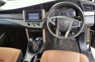 Jual Toyota Kijang Innova 2017 harga baik