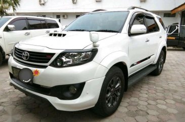 Jual Toyota Fortuner 2014 Automatic