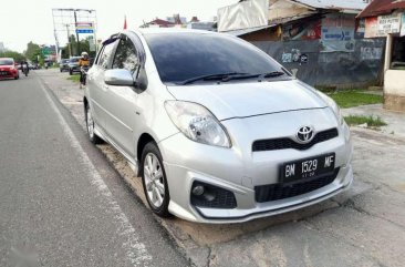 Butuh uang jual cepat Toyota Yaris 2012