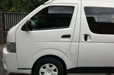 Jual Toyota Hiace 2017 harga baik