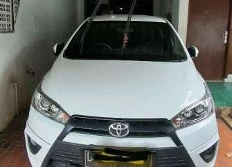 Butuh uang jual cepat Toyota Yaris 2014