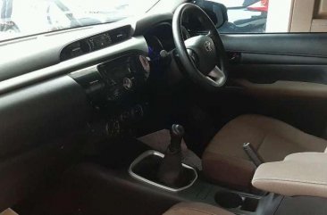 Toyota Hilux 2016 bebas kecelakaan