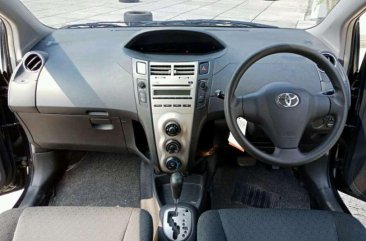 Butuh uang jual cepat Toyota Yaris 2011