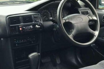 Toyota Corolla 1996 bebas kecelakaan