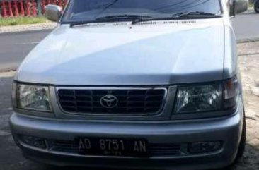 Toyota Kijang 2001 dijual cepat