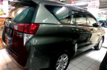 Jual Toyota Kijang Innova 2.4V harga baik