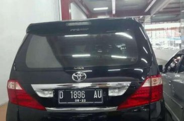 Toyota Alphard X bebas kecelakaan