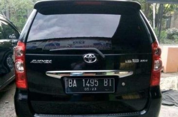 Butuh uang jual cepat Toyota Avanza 2010