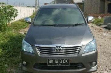 Jual Toyota Kijang Innova 2011 harga baik