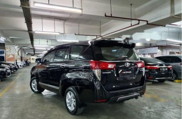 Butuh uang jual cepat Toyota Kijang Innova 2016