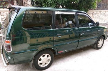 Toyota Kijang LGX bebas kecelakaan