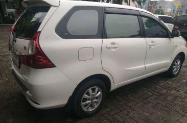 Butuh uang jual cepat Toyota Avanza 2016