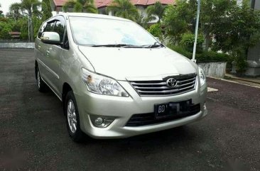 Jual Toyota Kijang Innova 2012 harga baik