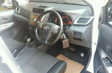 Toyota Veloz 2015 dijual cepat