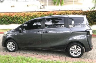 Jual Toyota Sienta 2017 harga baik