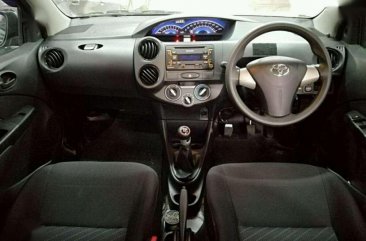 Toyota Etios Valco 2015 bebas kecelakaan