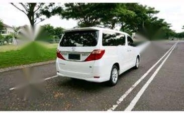 Butuh uang jual cepat Toyota Alphard 2014