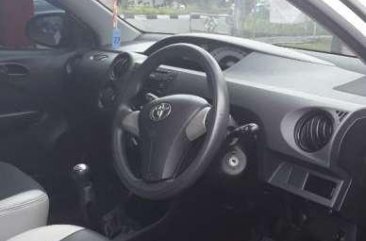 Toyota Etios Valco 2013 bebas kecelakaan