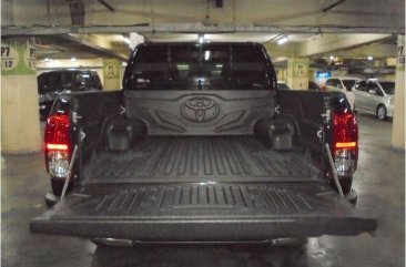 Butuh uang jual cepat Toyota Hilux 2018