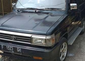 Toyota Kijang 1994 bebas kecelakaan