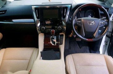Jual Toyota Alphard 2017, KM Rendah
