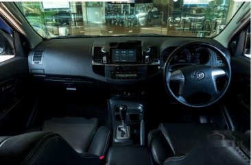 Butuh uang jual cepat Toyota Fortuner 2014