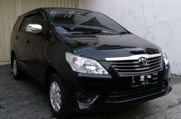 Toyota Kijang Innova J dijual cepat