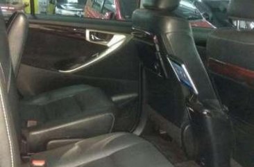 Toyota Kijang Innova  bebas kecelakaan