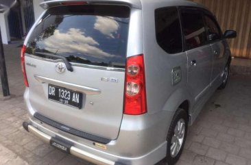 Jual Toyota Avanza 2010 harga baik