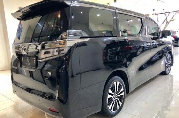 Toyota Vellfire G bebas kecelakaan