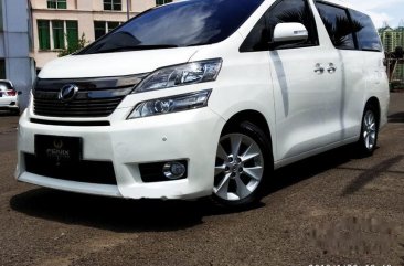 Toyota Vellfire 2013 bebas kecelakaan