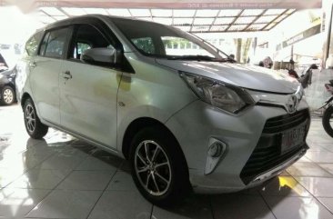 Butuh uang jual cepat Toyota Calya 2017