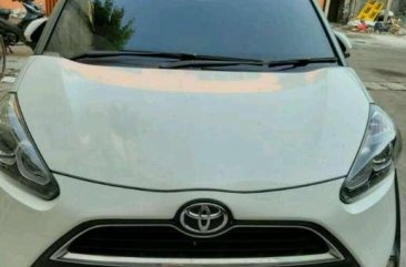 Toyota Sienta 2017 dijual cepat