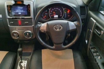 Butuh uang jual cepat Toyota Rush 2016