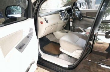 Jual Toyota Kijang Innova 2013 harga baik