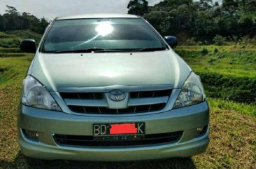 Jual Toyota Kijang Innova 2007 harga baik