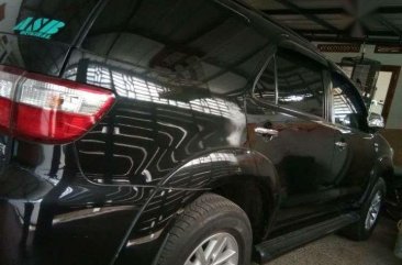 Jual Toyota Fortuner 2011 harga baik