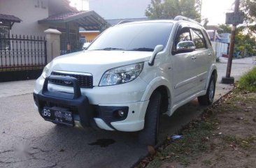 Toyota Rush S bebas kecelakaan