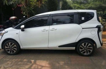 Jual Toyota Sienta 2017 harga baik