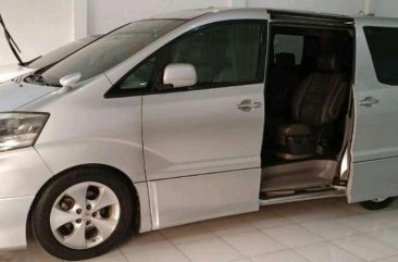 Toyota Alphard V bebas kecelakaan