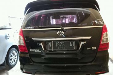 Jual Toyota Kijang Innova 2012, KM Rendah