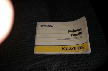 Toyota Kijang 2001 dijual cepat