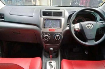 Toyota Avanza 2014 bebas kecelakaan