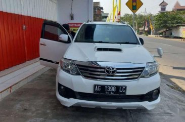 Butuh uang jual cepat Toyota Fortuner 2013