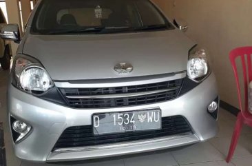 Butuh uang jual cepat Toyota Agya 2014