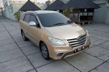 Toyota Kijang Innova 2005 dijual cepat