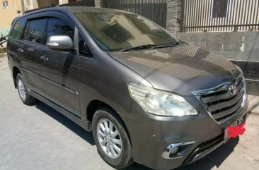 Butuh uang jual cepat Toyota Kijang Innova 2004