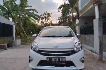 Toyota Agya 2015 dijual cepat