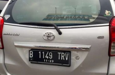 Butuh uang jual cepat Toyota Avanza 2013