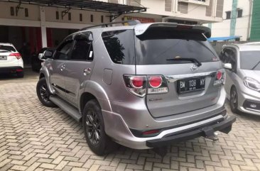 Jual Toyota Fortuner 2014 harga baik